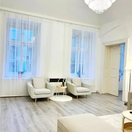 شقة Centrum 1 95m2 براغ